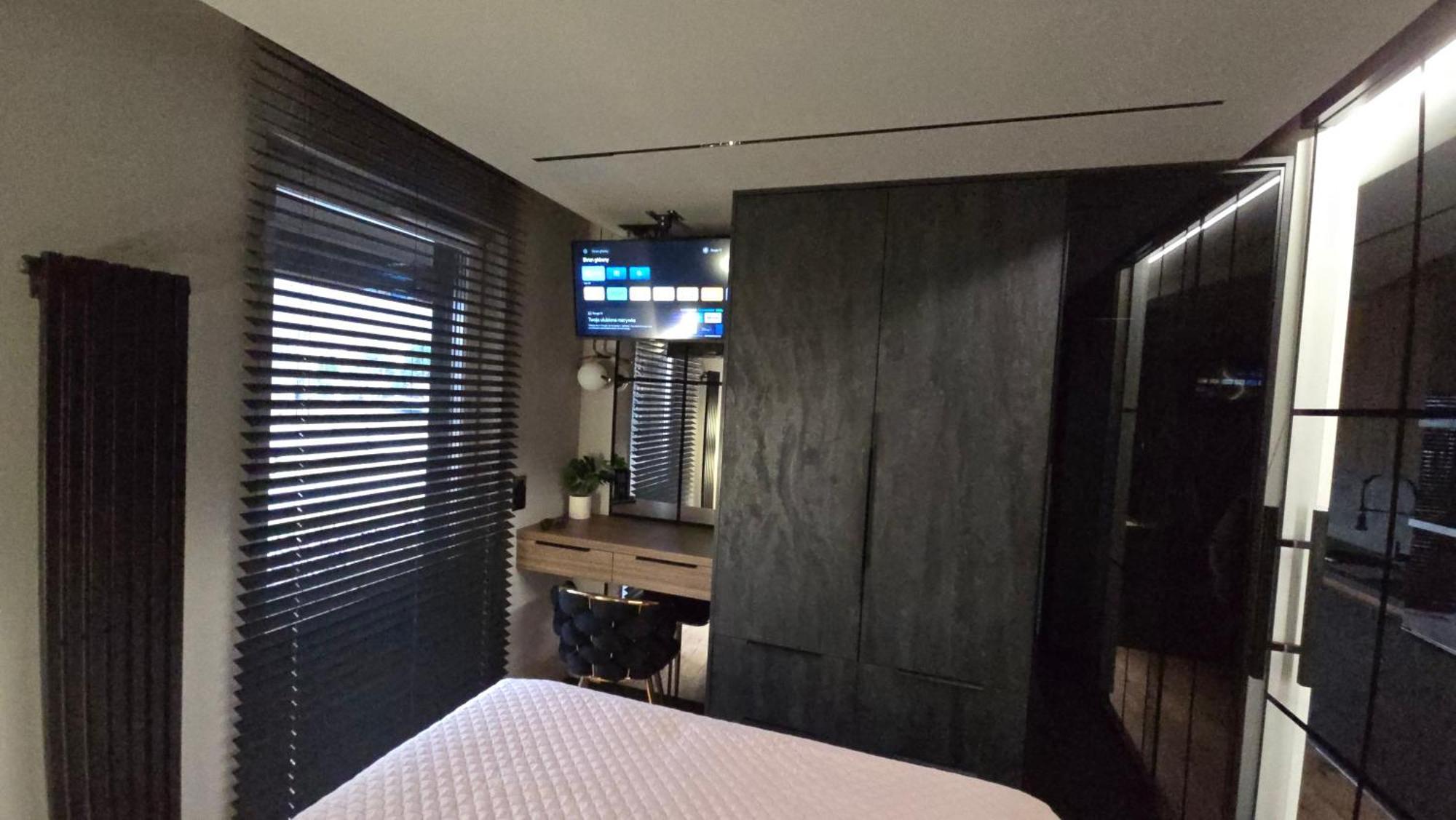 Apartament Dark Prestige New ! - Dostep 24H, Projektor , Garaz Podziemny , Klimatyzacja , Duzy Taras Κίελτσε Εξωτερικό φωτογραφία